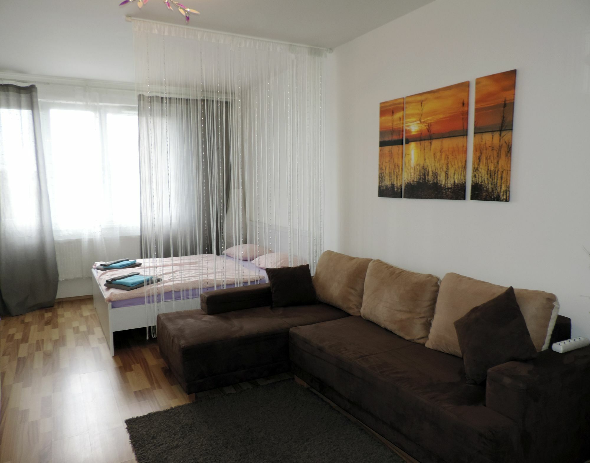 Apartment Freyova 25 Praag Buitenkant foto